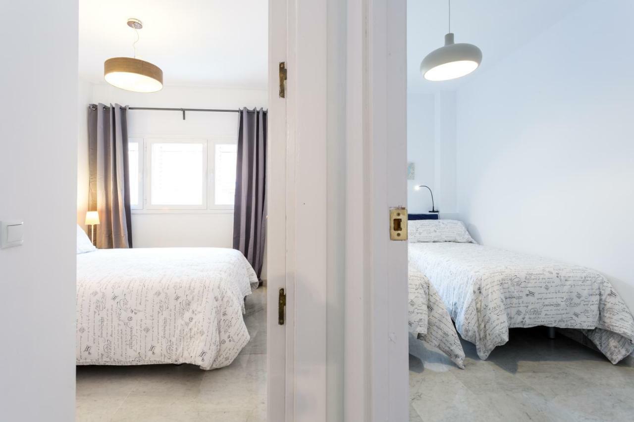 Lr2 Private Terrace & Parking Right In The City Center Seville Exterior photo