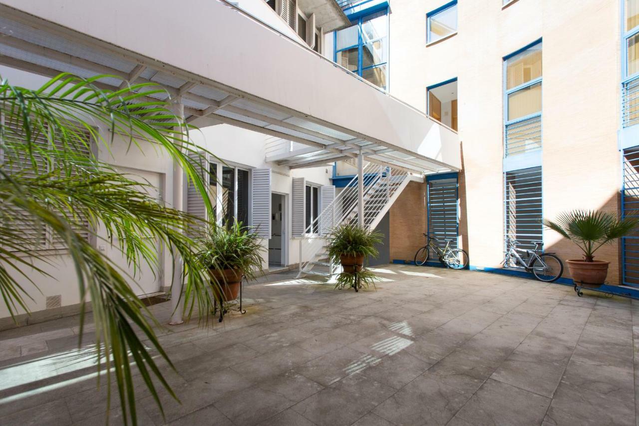Lr2 Private Terrace & Parking Right In The City Center Seville Exterior photo